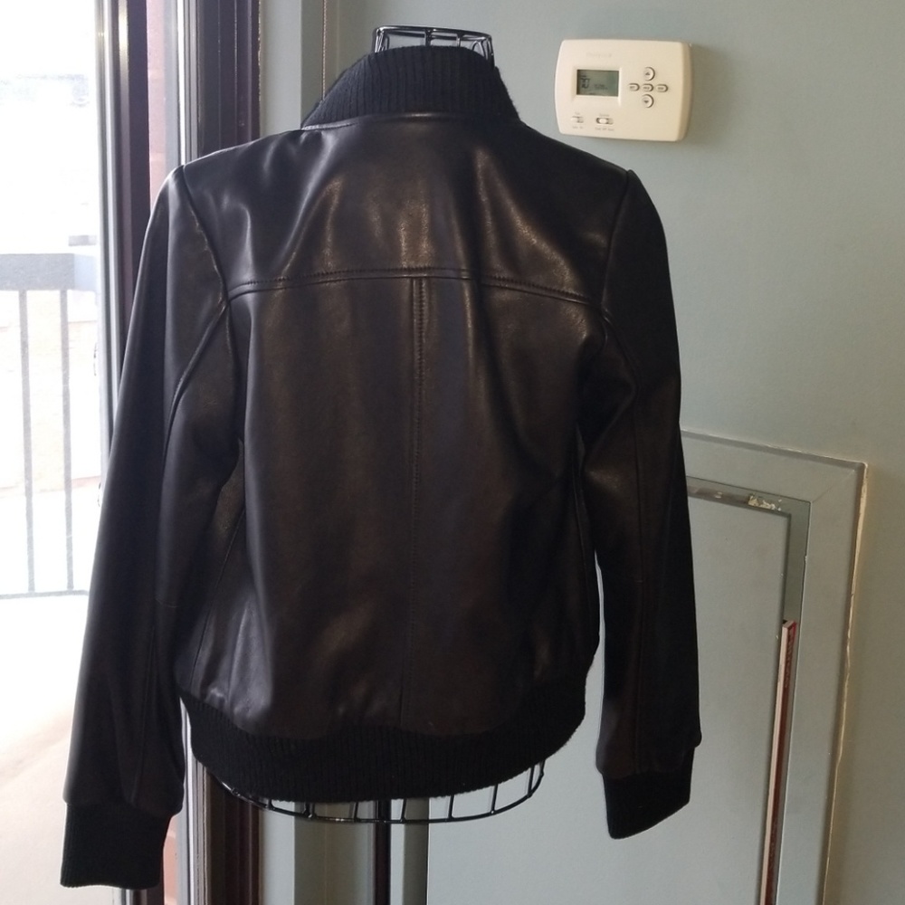 Micheal Kors leather jacket - Picture 2 of 8